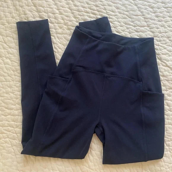 Beyond yoga POWERBEYOND Strive Pocket Midi Legging - Picture 3 of 9